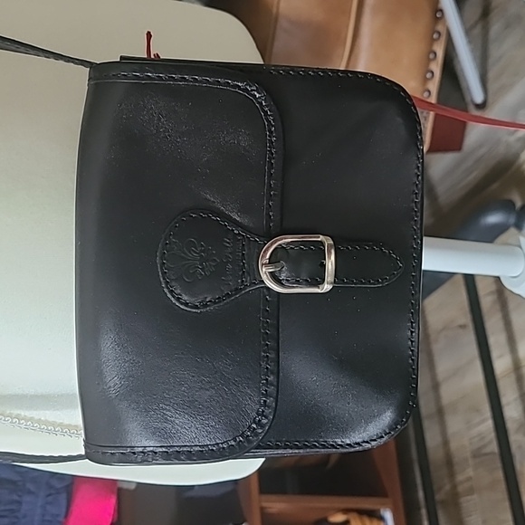 Black Cross Body Bag - Picture 2 of 6
